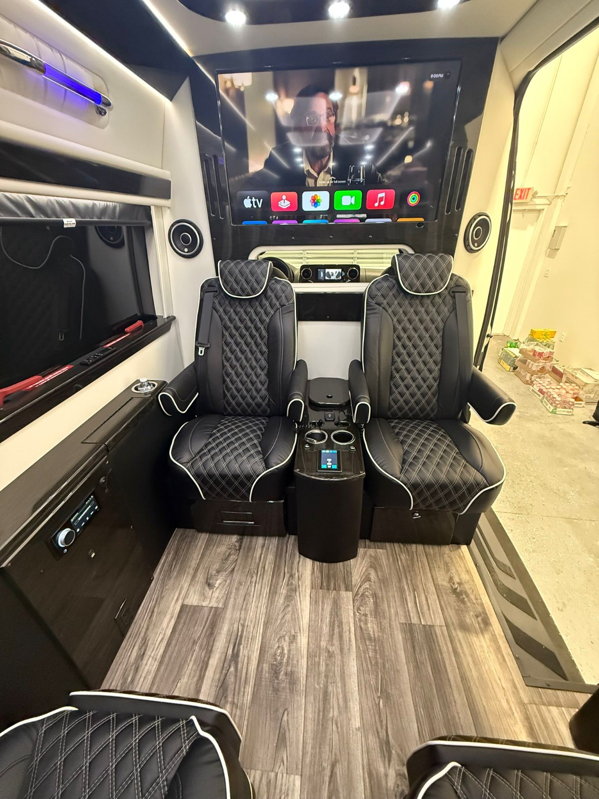 Luxury Sprinter gallery image