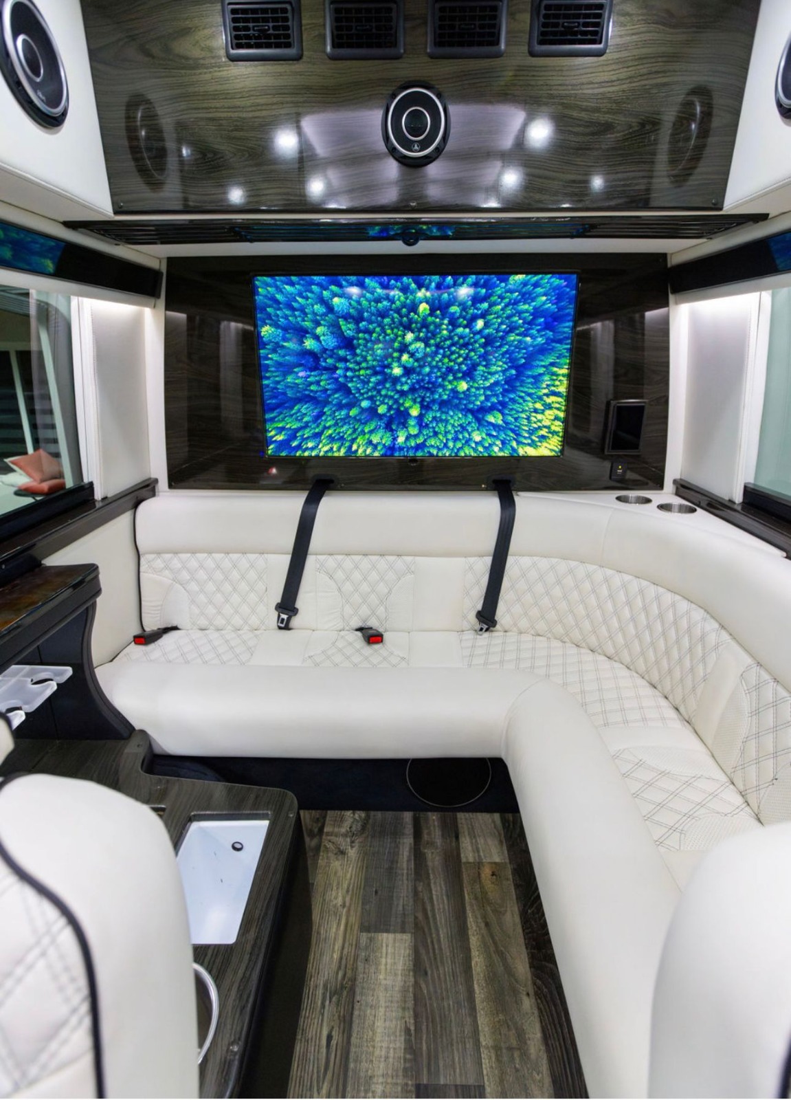 Mercedes-Benz JET Sprinter gallery image