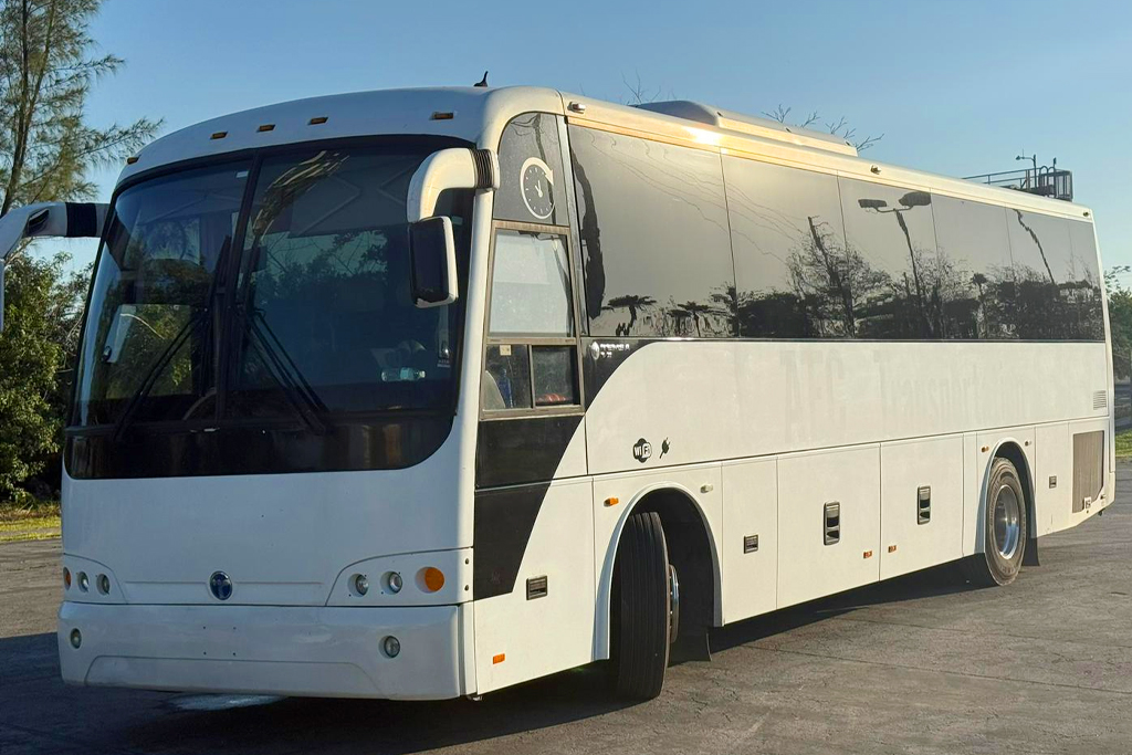 Bus gallery image